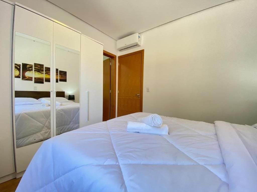 Dom Fioreze 205 - Apto Em Gramado Ao Lado Do Hotel Colline De France Ngoại thất bức ảnh