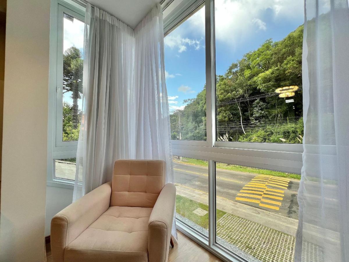 Dom Fioreze 205 - Apto Em Gramado Ao Lado Do Hotel Colline De France Ngoại thất bức ảnh